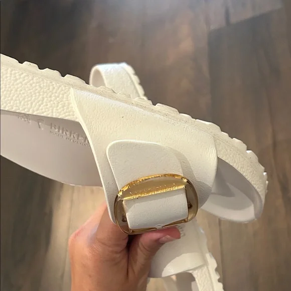 Birkenstock White Sandals with Gold Buckle - Picture 5 of 12